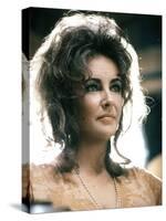 Une Belle Tigresse ZEE & CO by Brian Hutton with Elizabeth Taylor, 1972 (photo)-null-Stretched Canvas