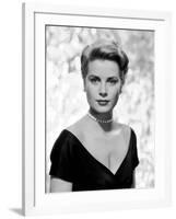 Une Fille by Province THE COUNTRY GIRL by George Seaton with Grace Kelly, 1954 (b/w photo)-null-Framed Photo