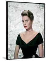 Une Fille by Province THE COUNTRY GIRL by George Seaton with Grace Kelly, 1954 (photo)-null-Framed Photo