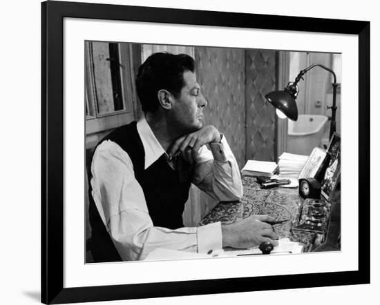 Une Journee Particuliere by Ettore Scola with Marcello Mastroianni, 1977 (b/w photo)-null-Framed Photo