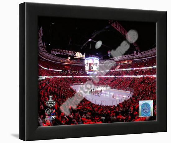 United Center Game Two of the 2010 NHL Stanley Cup Finals-null-Lamina Framed Art Print