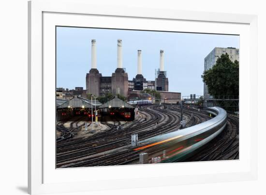 United Kingdom, Uk, London-Roberto Cattini-Framed Photographic Print