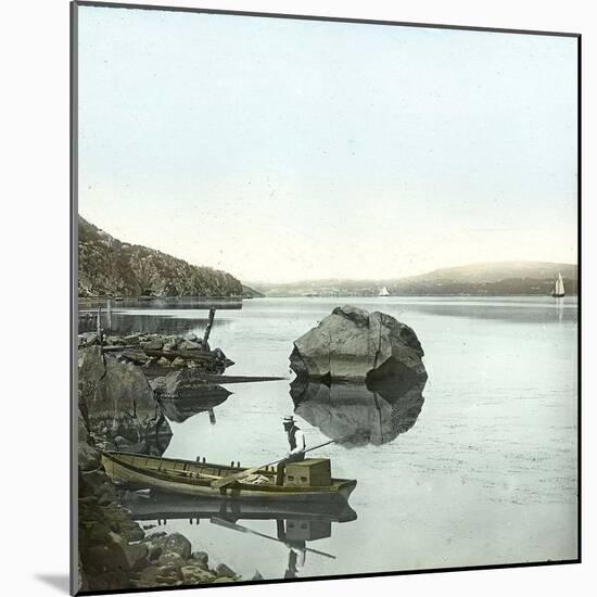 United States, Boat on the Hudson Riiver-Leon, Levy et Fils-Mounted Photographic Print