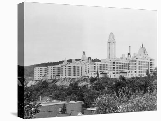 University of Montreal-null-Stretched Canvas