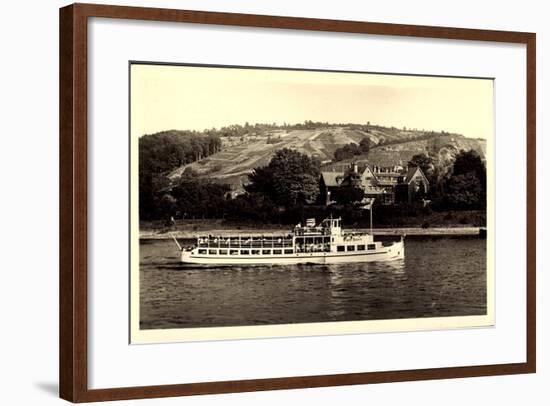 Unkel Rhein, Rheinhotel Länderhaus, Dampfer, Felder-null-Framed Giclee Print