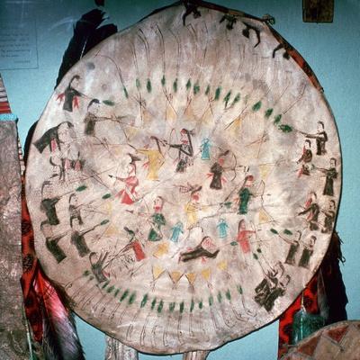 Dakota Native American War Shield