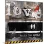 Urban Love-Sven Pfrommer-Mounted Giclee Print