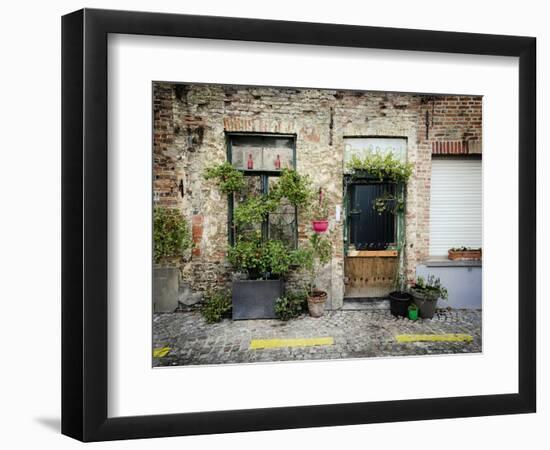 Urban Oasis-Valda Bailey-Framed Photographic Print