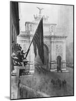 Us 1st Army Passing Through the Victory Arch, Madison Square, New York, USA, 10 September 1919-null-Mounted Giclee Print