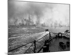 US Marines in Landing Craft Approaching Peleliu Island to Attack Occupying Japanese Forces There-null-Mounted Photographic Print