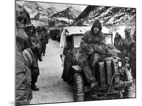 US Marines in Retreat After Surprise Attack by Red Chinese Divisions on Allied Forces, North Korea-Frank C^ Kerr-Mounted Photographic Print