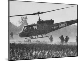 US Military Helicopters-Larry Burrows-Mounted Premium Photographic Print