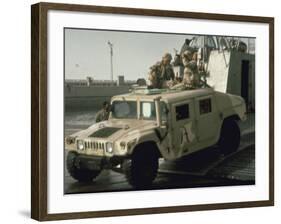 US Navy Amphibious Ready Group Deploy in 1st Post-Gulf War US/Kuwait Joint Exercise "Eager Mace"-null-Framed Premium Photographic Print