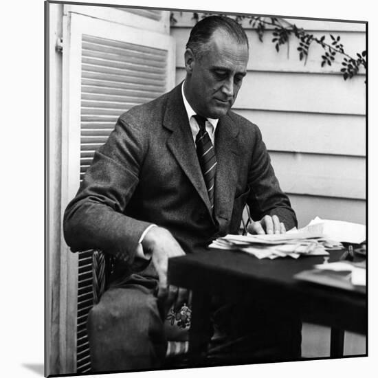 US President Franklin D. Roosevelt, Mid-1930s-null-Mounted Photo