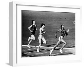 US Runner Wilma Rudolph Winning Women's 100 Meter Race at Olympics-Mark Kauffman-Framed Premium Photographic Print