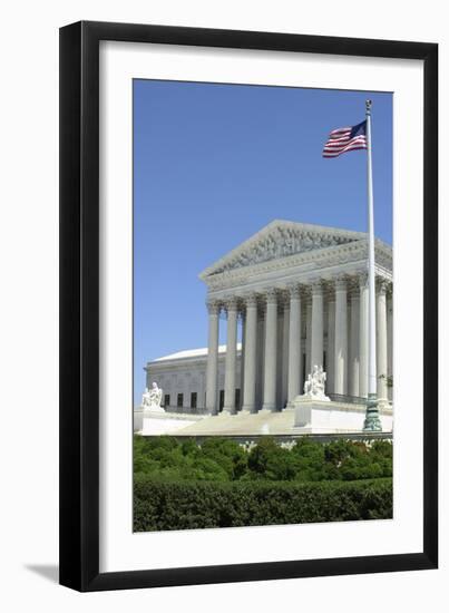 US Supreme Court Building, Washington DC-null-Framed Premium Photographic Print