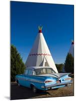 USA, Arizona, Holbrook, Route 66, Wigwam Motel, Chevrolet Impala-Alan Copson-Mounted Photographic Print