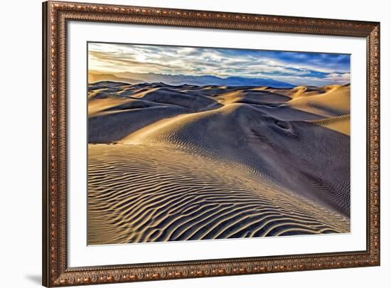 USA, Bishop, California. Death Valley National Park, sand dunes-Joe Restuccia III-Framed Premium Photographic Print