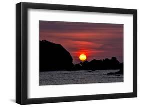 USA, California, Crescent City-Joe Restuccia III-Framed Photographic Print