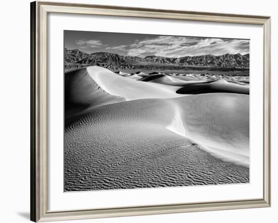 USA, California, Death Valley National Park, Morning Sun Hits Mesquite Flat Dunes-Ann Collins-Framed Photographic Print