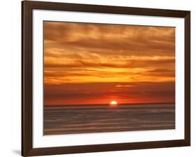 USA, California, La Jolla, Fiery sun drops into the Pacific Ocean-Ann Collins-Framed Photographic Print