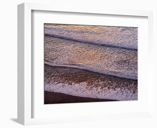 USA, California, La Jolla, Wave patterns at Black's Beach-Ann Collins-Framed Photographic Print