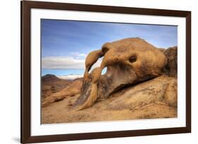 USA, California, Sierra Nevada Range. Cyclops Arch in Alabama Hills.-Jaynes Gallery-Framed Photographic Print