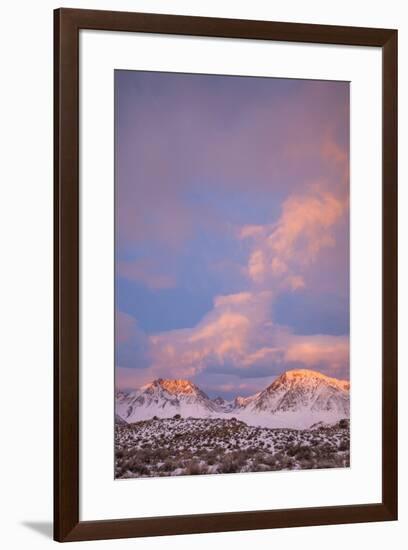 USA, California, Sierra Nevada Range. Sunrise on mountains.-Jaynes Gallery-Framed Premium Photographic Print