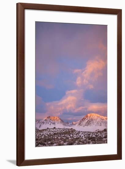 USA, California, Sierra Nevada Range. Sunrise on mountains.-Jaynes Gallery-Framed Premium Photographic Print