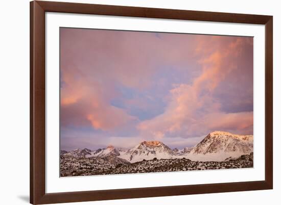 USA, California, Sierra Nevada Range. Sunrise on mountains.-Jaynes Gallery-Framed Premium Photographic Print