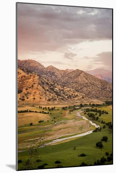 USA California. Tulare County, Slick Rock Recreation Area.-Alison Jones-Mounted Photographic Print