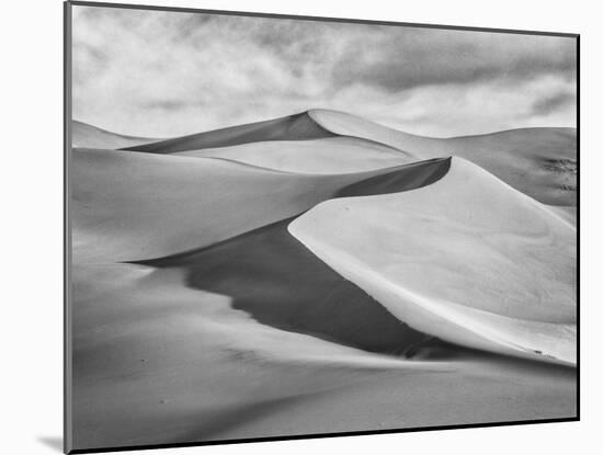 USA, Colorado Great Sand Dunes National Park-John Ford-Mounted Photographic Print