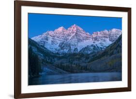 Usa, Colorado, Rocky Mountains, Aspen, Maroon Bells at Dawn-Christian Heeb-Framed Photographic Print