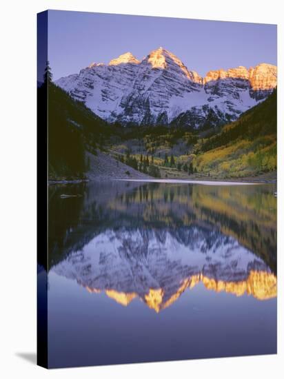 USA, Colorado, White River National Forest, Maroon Bells Snowmass Wilderness-John Barger-Stretched Canvas