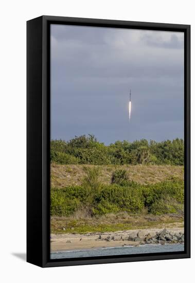 USA, Florida, Port Canaveral. A Space X rocket being launched from Cape Canaveral-Hollice Looney-Framed Stretched Canvas
