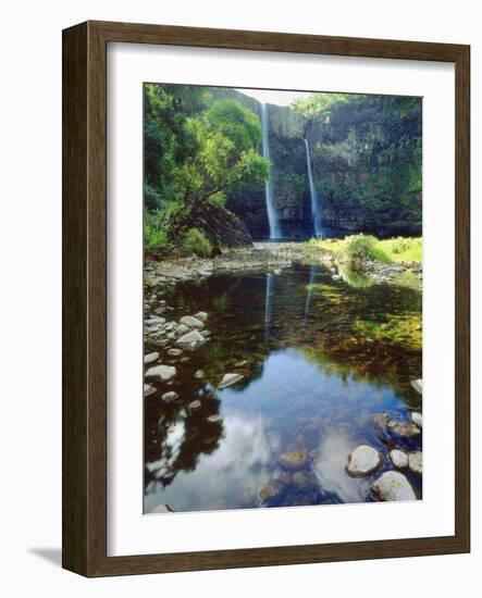 USA, Hawaii, Kauai. Wailua Falls-Jaynes Gallery-Framed Photographic Print