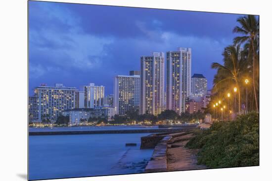 USA, Hawaii, Oahu, Honolulu, Twilight Waikiki-Rob Tilley-Mounted Premium Photographic Print