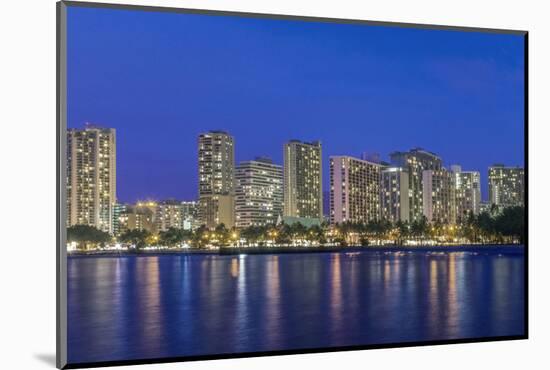 USA, Hawaii, Oahu, Honolulu, Twilight Waikiki-Rob Tilley-Mounted Photographic Print