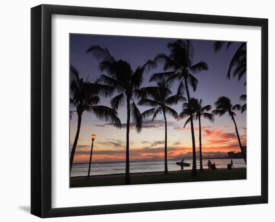 USA, Hawaii, Oahu, Honolulu, Waikiki Beach, Kapiolani Park-Michele Falzone-Framed Premium Photographic Print