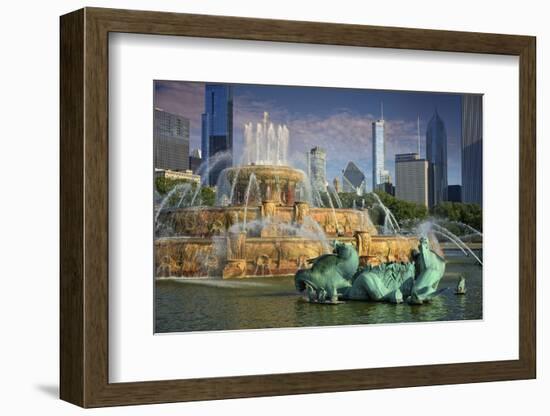 USA, ILlinois, Chicago, Buckingham Fountain in Downtown Chicago-Petr Bednarik-Framed Photographic Print