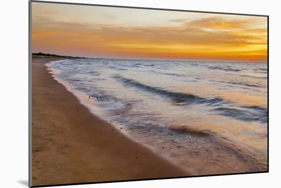 USA, Michigan, Paradise, Whitefish Bay Beach with Waves at Sunrise-Frank Zurey-Mounted Photographic Print