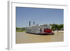 USA, Mississippi, Vicksburg. American Queen cruise paddlewheel boat.-Cindy Miller Hopkins-Framed Photographic Print