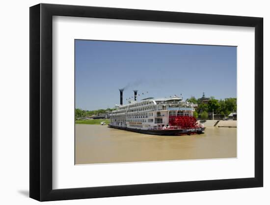 USA, Mississippi, Vicksburg. American Queen cruise paddlewheel boat.-Cindy Miller Hopkins-Framed Photographic Print