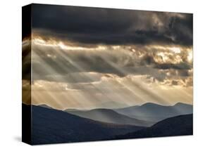 USA, New Hampshire, White Mountains, Sunbeams light the valley-Ann Collins-Stretched Canvas