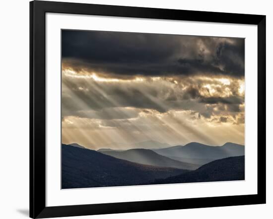 USA, New Hampshire, White Mountains, Sunbeams light the valley-Ann Collins-Framed Photographic Print