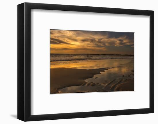 USA, New Jersey, Cape May National Seashore. Sunset on ocean shore.-Jaynes Gallery-Framed Photographic Print