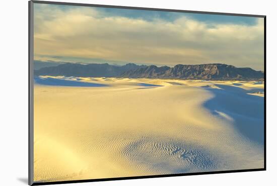 USA, New Mexico, White Sands NP. Sand dunes at sunrise.-Jaynes Gallery-Mounted Photographic Print