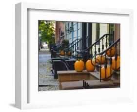 USA, New York, Brooklyn, Brooklyn Heights, Halloween Pumpkins-Alan Copson-Framed Photographic Print