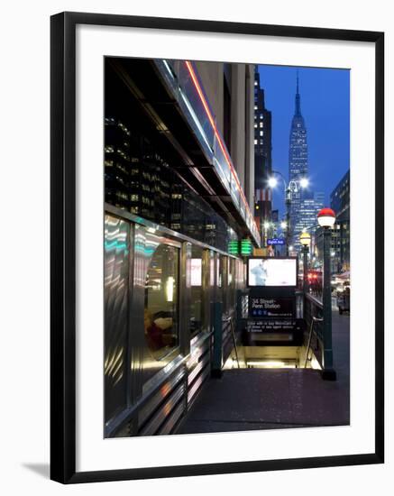 USA, New York City, Diner in Midtown Manhattan-Gavin Hellier-Framed Photographic Print
