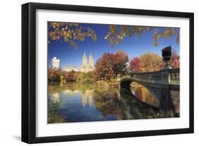 Usa, New York City, Manhattan, Central Park, Bow Bridge-Michele Falzone-Framed Photographic Print